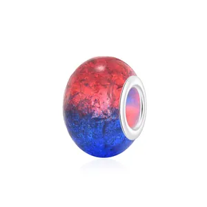 Red and blue gradient resin bead with ice-crack texture and silver core for DIY bracelets