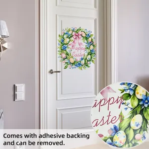 Détail de l'autocollant de porte Pâques montrant la couronne d'œufs et texture florale