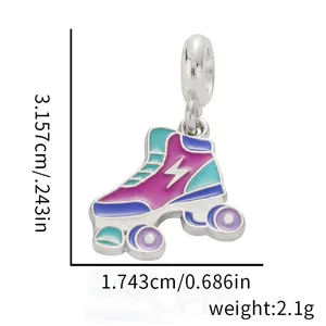 Macro shot of colorful enamel roller skate pendant with dimensions 3.1cm and 2.1g weight