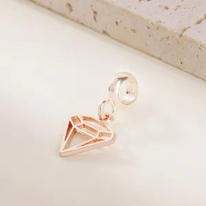 Ciondolo a forma di diamante cavo oro rosa con finitura lucida per bracciali DIY