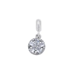 Ciondolo rosa traforato in argento con zirconi scintillanti per bracciali e collane