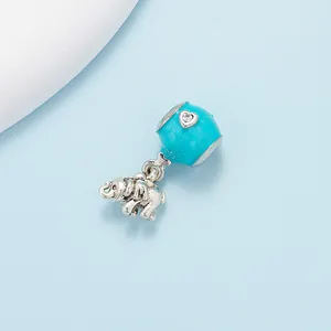 Zilveren olifant charm met turquoise emaille en hartkristal voor DIY sieraden maken