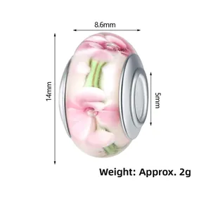 Dimensions détaillées de la perle en verre cerisier avec hauteur 14mm et trou de 5mm