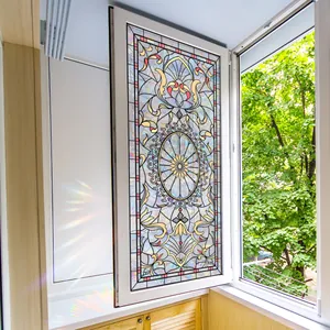 Europäische Fensterfolie im Barockstil mit Sonnenstrahlmuster und farbiger Lichtbrechung