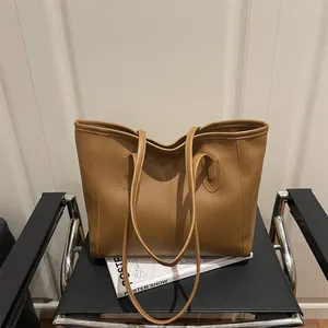Grand Sac Fourre-Tout Femme en Cuir PU Rétro Minimaliste Sac à Bandoulière Mode Polyvalent Sac à Main de Bureau