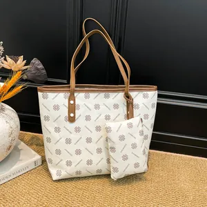 Women PU Leather Tote Bag And Small Pouch With Clover Print Vintage Style Shoulder Bag For Daily Commute Fashion Bag