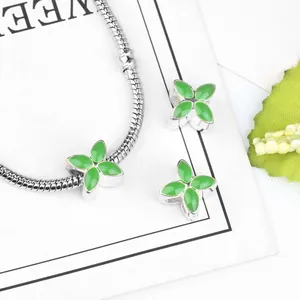 Bracciale a serpente d'argento con ciondoli a quadrifoglio verde per DIY