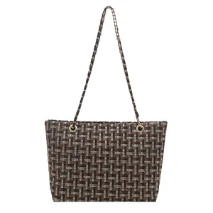 Stijlvolle geruite tweed shopper met metalen kettingriemen voor dames woon-werk