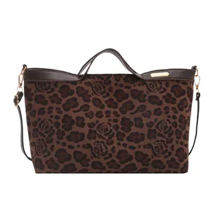 Sac fourre-tout en suédine à motif léopard et floral avec poignées en cuir marron
