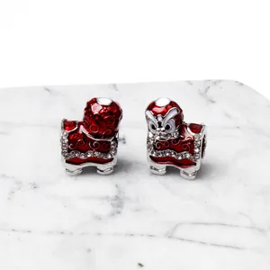 Charm danza del leone cinese rosso con cristalli per creazione di gioielli fai-da-te