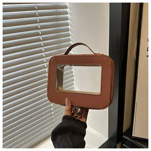 Trousse de toilette marron avec fenêtre transparente et similicuir pour voyage