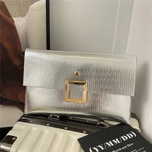 Pochette de Mode pour Femmes en Cuir PU Plissé Grande Boucle Carrée Or Sac de Soirée Enveloppe pour Mariage Fête Banquet