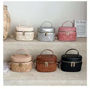 Detailed embroidery with rhombic plant patterns on various colors of bucket bags