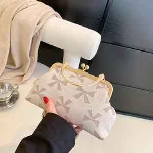 Vintage Canvas Kiss Lock Evening Bag Bow Jacquard Handbag With Floral Handle Metal Chain Crossbody Shoulder Bag For Women Banquet