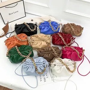 Women Pleated Cloud Shoulder Bag Fashion PU Leather Underarm Crossbody Bag With Thick Gold Chain Strap Daily Handbag