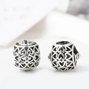 Perles rétro en argent avec cœurs évidés et cristaux clairs pour bijoux DIY