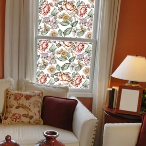 Detail der statischen Fensterfolie mit Vintage-Pfingstrosen für Sichtschutz und Dekoration