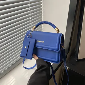 Sac Bandoulière en Cuir PU pour Femmes Avec Poignée Tressée Bord Festonné Ensemble de Sacs Mère-fille Sac à Épaule