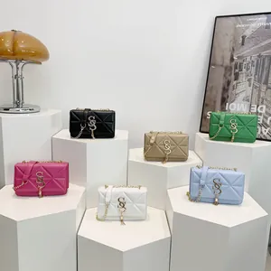 Quilted crossbody bags with gold SS logo and chain strap in six trendy colors