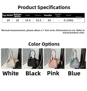 Spécifications de taille et quatre couleurs disponibles pour ce sac seau minimaliste chic