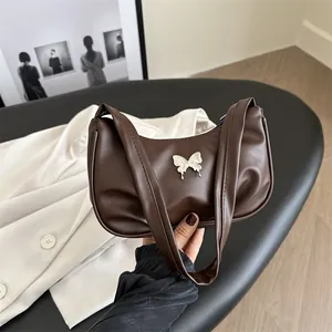 Sac sous le Bras Plissé pour Femmes en Cuir PU avec Décoration Papillon Sac à Épaule Hobo Rétro Simple