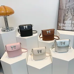 Borse a secchiello minimaliste con fiocco decorativo per donna in cinque colori