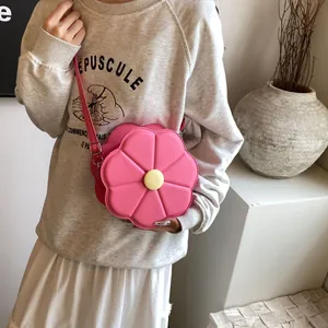 Sac bandoulière fleur rose pour femme en cuir PU avec une sangle réglable
