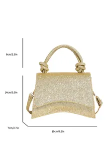 Vue détaillée des dimensions d'un sac à main doré à paillettes mesurant 19x14x7 cm