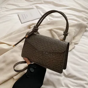 Women Croc-Effect PU Leather Shoulder Bag Knotted Handle Square Handbag Fashion Gold Hardware Crossbody Bag Elegant Bag