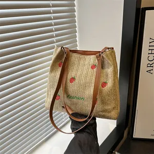 Sac Tote en Paille Tissé pour Femmes Broderie Fraise Grande Capacité Sac à Main de Plage Mode Style Pastoral Sac à Épaule