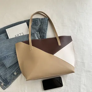 Borsa tote patchwork a tre colori con pannelli kaki e marroni per uso quotidiano
