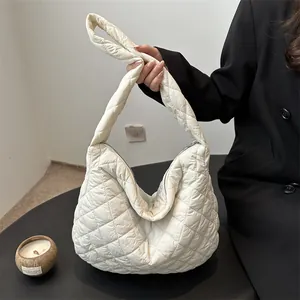 Women Quilted Puffy Shoulder Bag Large Capacity Rhombus Stitching Hobo Tote Bag Soft Padded Winter Commuter Fashion Handbag