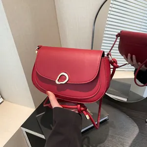 Women Fashion PU Leather Saddle Bag With Irregular Gold Metal Buckle Knot Shoulder Strap Minimalist Crossbody Bag
