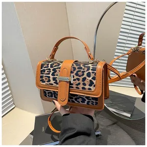 Women Vintage Leopard Print Shoulder Bag PU Leather Small Square Handbag Metal Buckle Crossbody Bag Daily Commute