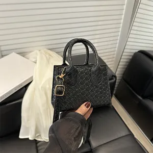 Mini Woven PU Leather Handbag For Women Vintage Small Square Crossbody Bag With Detachable Strap Fashion Commuting Tote