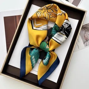 Foulard Carré Satin Élégant Femme Imprimé Papillon Floral Écharpe Tête Jaune Bleu Marine Mode Décoratif Écharpe Voyage