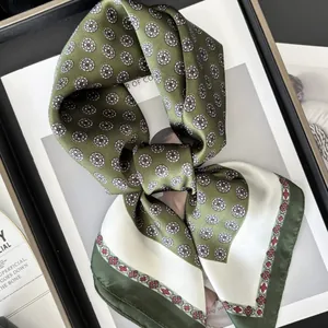 Pañuelo Cuadrado de Satén con Estampado Geométrico Retro para Mujer Elegante Verde Oliva Tacto de Seda Pañuelo para Bolso
