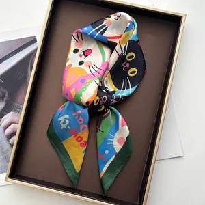 Foulard Carré en Satin avec Imprimé Chat Mignon pour Femmes Doux comme de la Soie Foulard Cheveux Tête Cou Châle Léger Décoratif Accessoires