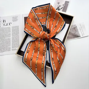Sciarpa Lunga in Raso da Donna con Stampa a Catena e Cintura Equestre Fascia per Capelli Stretta Foulard per Manico Borsa