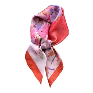 Carré de soie pour femme avec imprimé floral style peinture à l'huile aux couleurs vives