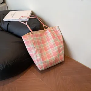 Women Fashion Plaid Tote Bag Large Capacity Lightweight Nylon Shoulder Bag Minimalist Gingham Handbag For Daily Shopping Travel