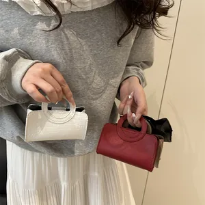 Mini sacs à main motif crocodile rouge et blanc avec poignées rondes évidées pour femme