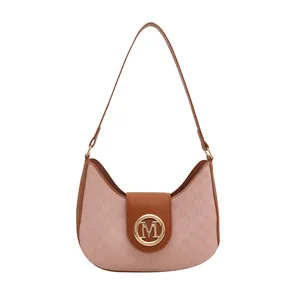 Sac sous le bras vintage rose à monogramme avec finitions cuir brun et logo doré M