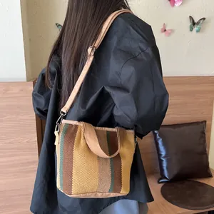 Grand sac cabas en toile à rayures rétro avec bandoulière réglable pour femmes chic