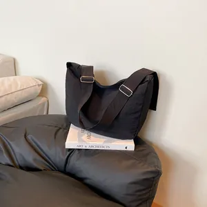 Damen Schultertasche Im Koreanischen Stil Aus Nylon Mit Falten Große Kapazität Minimalistische Umhängetasche Japanische Lässige Schultasche