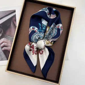 Women Elegant Satin Square Scarf Vintage Floral Paisley Chain Print Silk Feeling Headwrap Scarf Neck Kerchief Bag Accessory