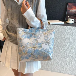 Vintage Jacquard Floral Tote Bag With Bamboo Handles Large Capacity Embroidery Handbag For Women Casual Travel Shoulder Bag