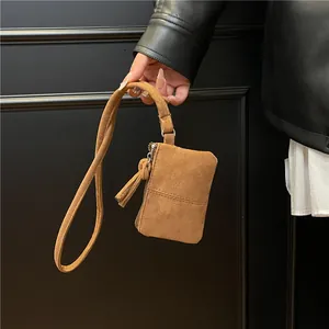 Minimalistische Wildlederimitat Mini Umhängetasche Für Damen Kleiner Quadratischer Münzbeutel Mit Verstellbarem Nackengurt Mode Accessoire