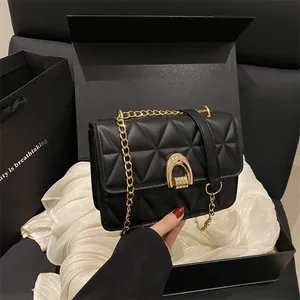 Women Quilted Rhombus Small Square Crossbody Bag PU Leather Gold Metal Lock Chain Shoulder Bag Fashion Retro Handbag