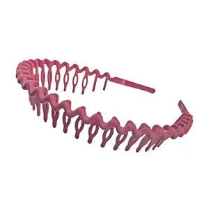 Matte dark pink wavy hairband with non-slip teeth for women fashion hair styling